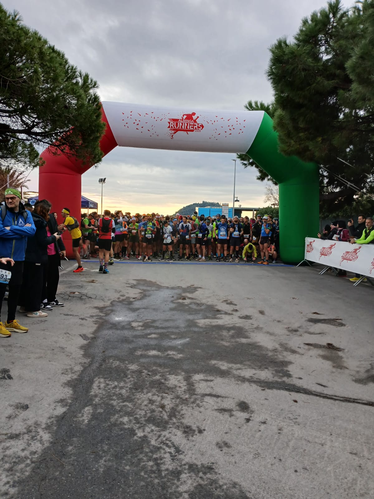 Partenza al Trail della Gallinara, disputato ad Albenga (SV) domenica 18 gennaio 2026