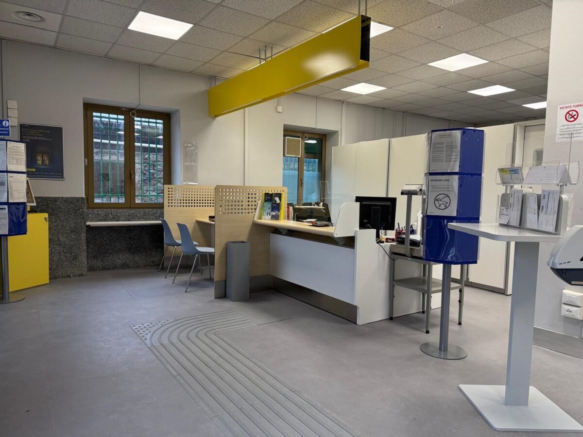 Interno dell'Ufficio postale di Sassello