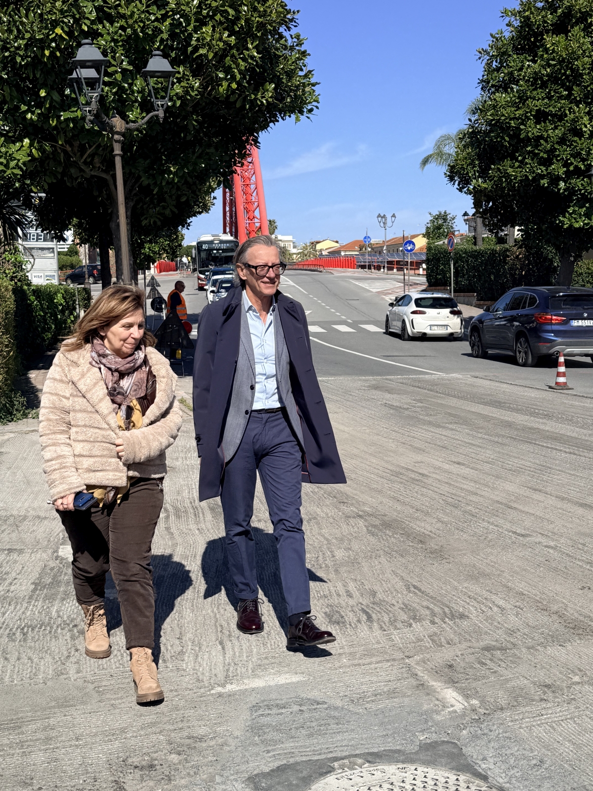Asfaltature Albenga lavori Vadino in Via Piave, il sindaco in sopralluogo