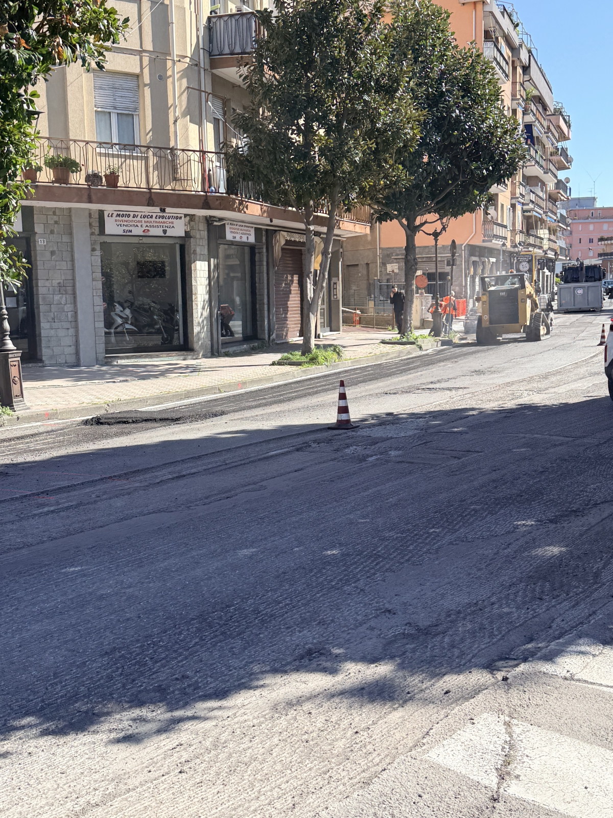 Asfaltature Albenga lavori Vadino in Via Piave