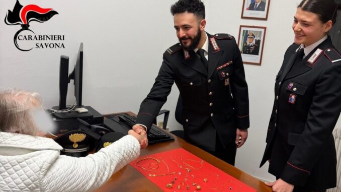 I Carabinieri di Cairo restituiscono ai proprietari i gioielli