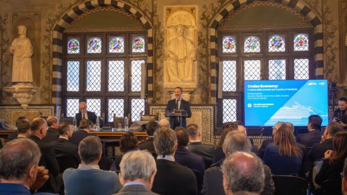 la sala convegno, mentre interviene Matteo Paroli