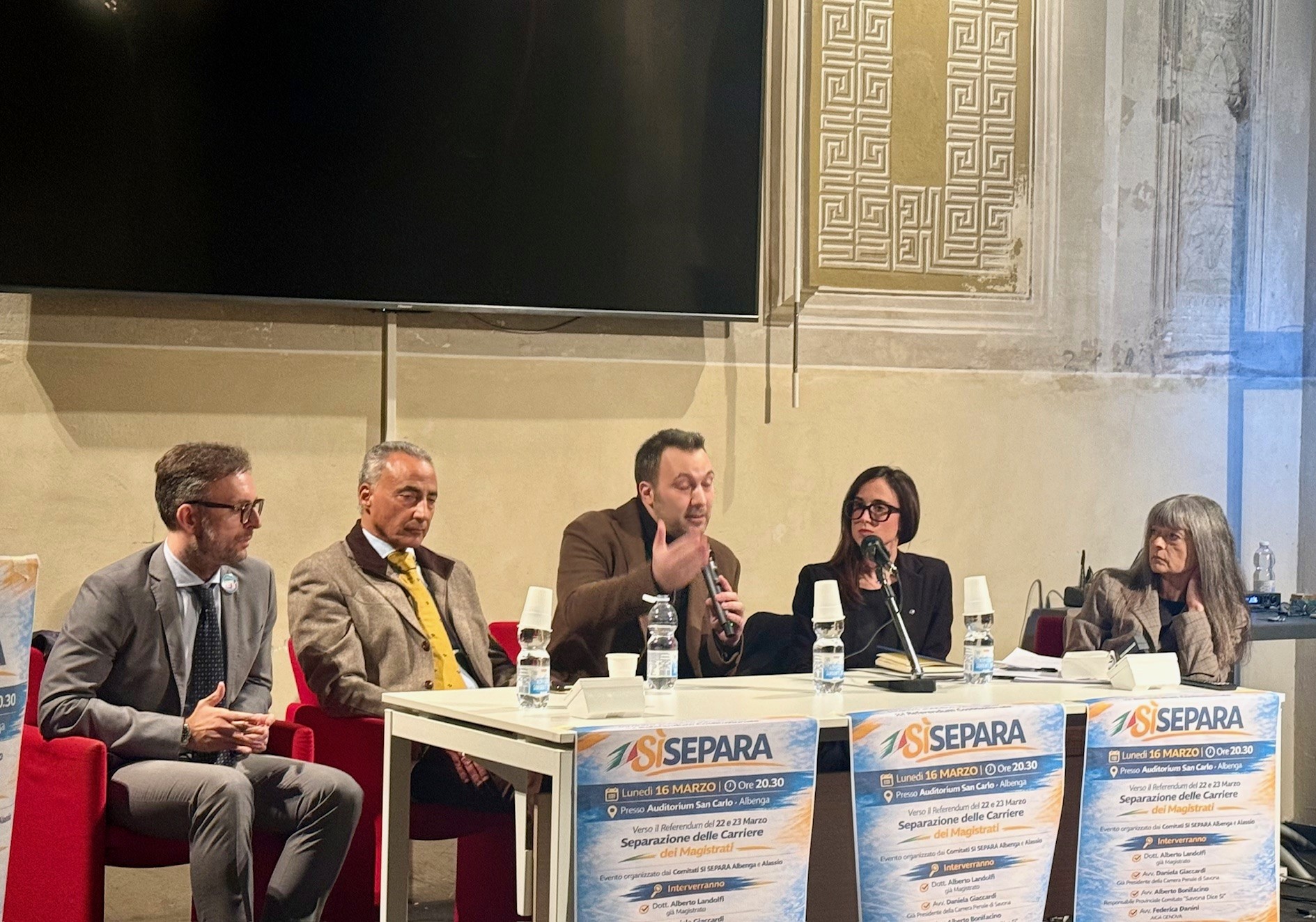 Relatori incontro referendum Albenga