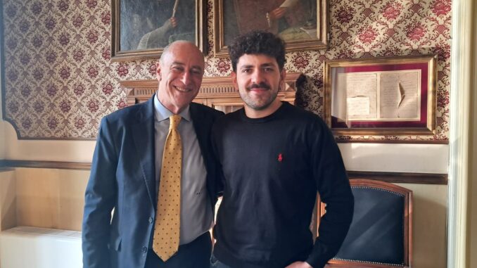 Incontro tra il sindaco Marco Melgrati e Giacomo Aicardi oggi nel Palazzo Comunale di Alassio