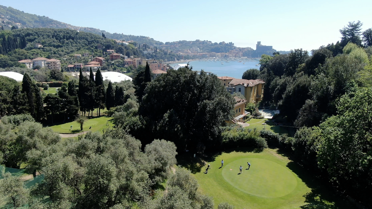 La Liguria del Golf , campi