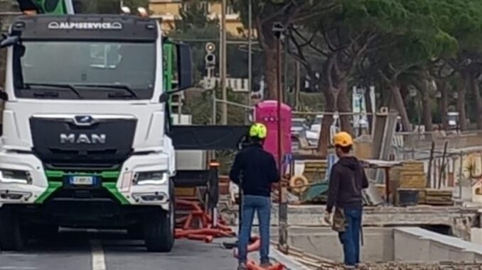 Lavori di ricostruzione Passeggiata Ciccione ad Alassio