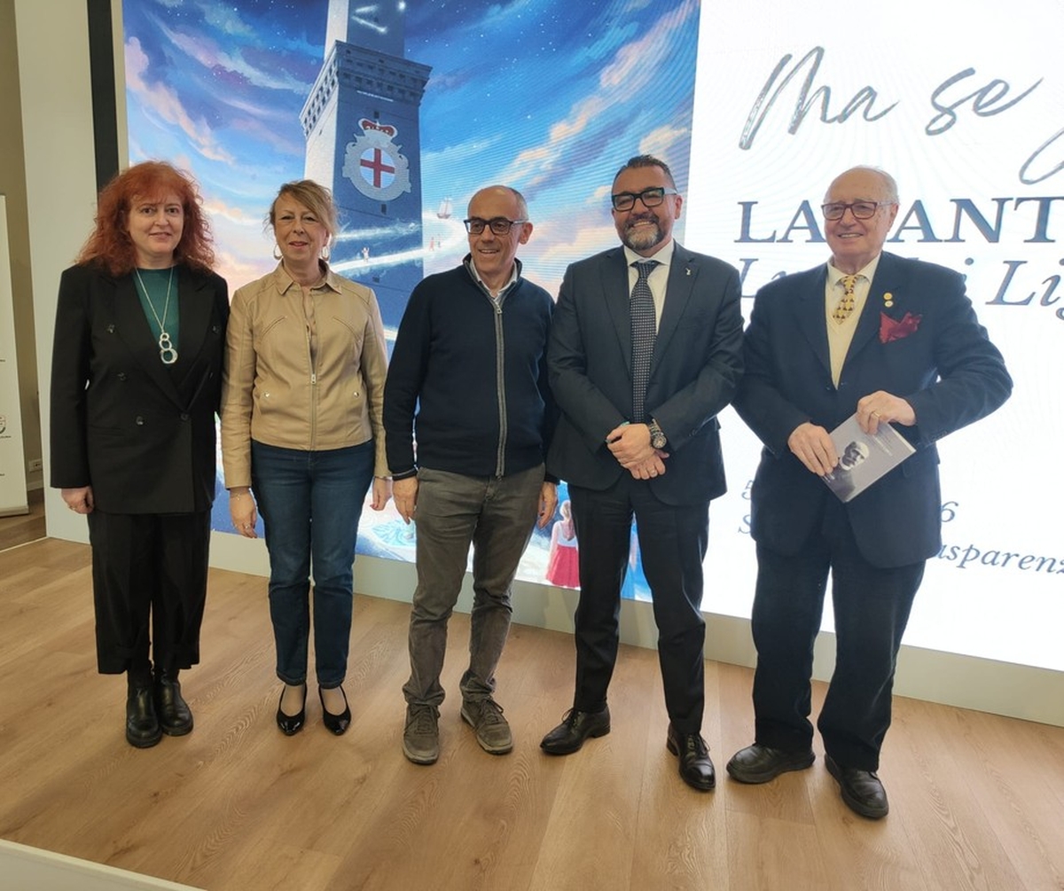 Foto de grupo en la presentación de Lanterna Proyecto ligur en el mundo