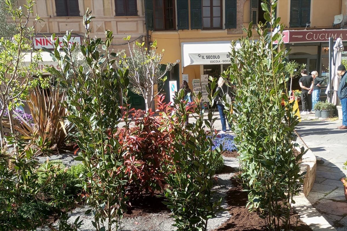 composizione in Largo Doria