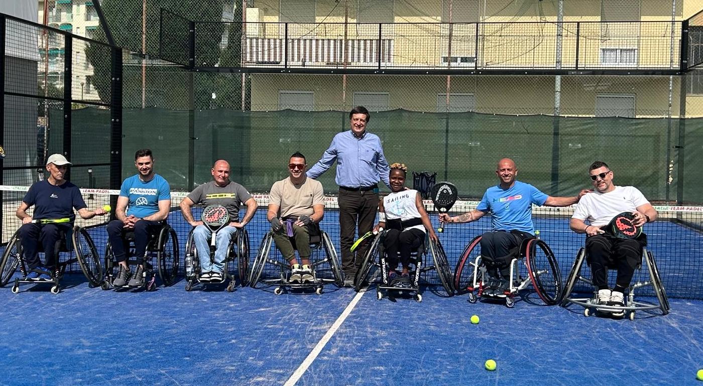foto di gruppo sul campo di gikoco