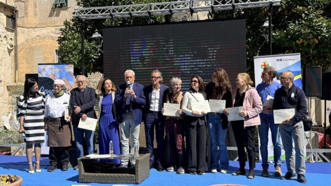 istanti della cerimonia di premiazione