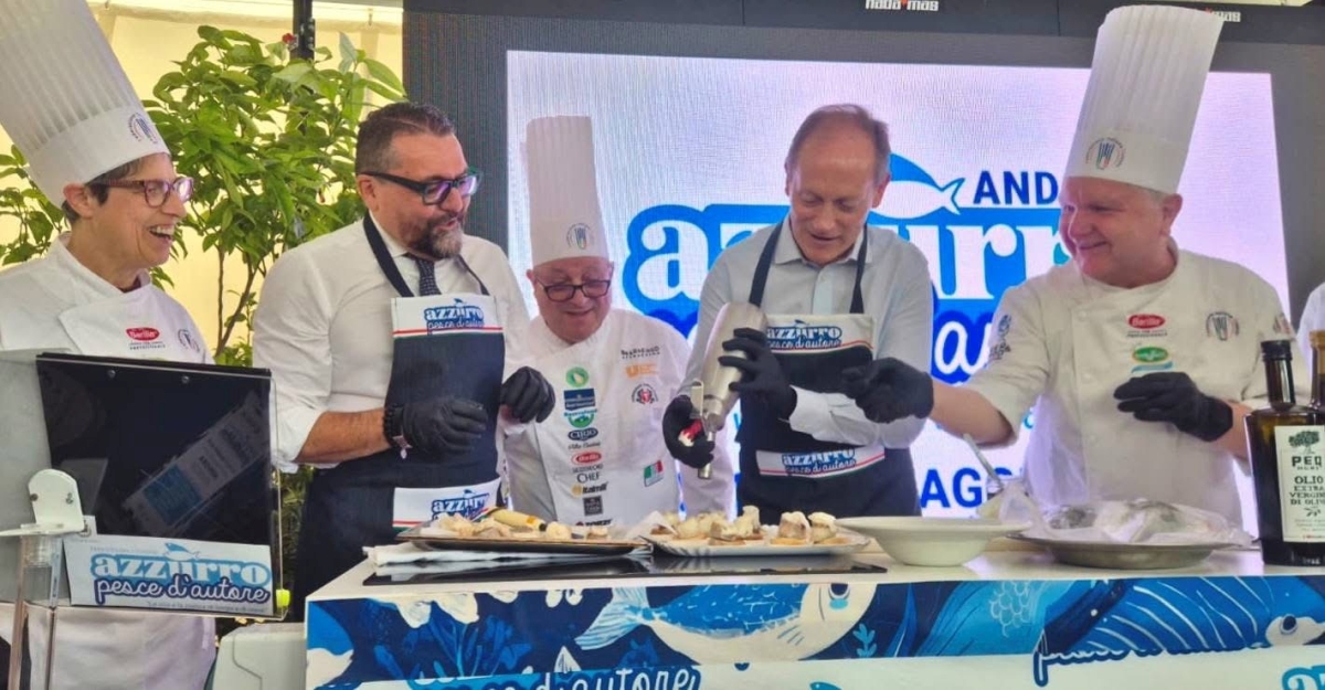 momenti della manifestazione, il sindaco Demichelis e l'assessore regionale Ripamonti