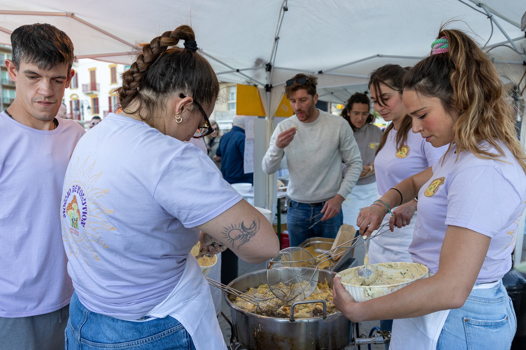 Momenti della serata di beneficenza ad Alassio