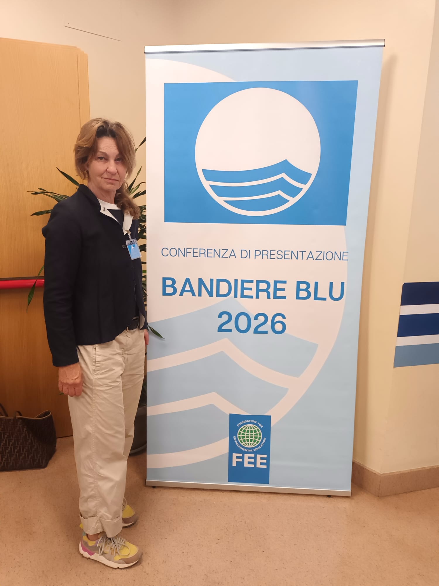 Alla presentazione bandiera blu Laigueglia e la consigliera comunale Paola Delucchi