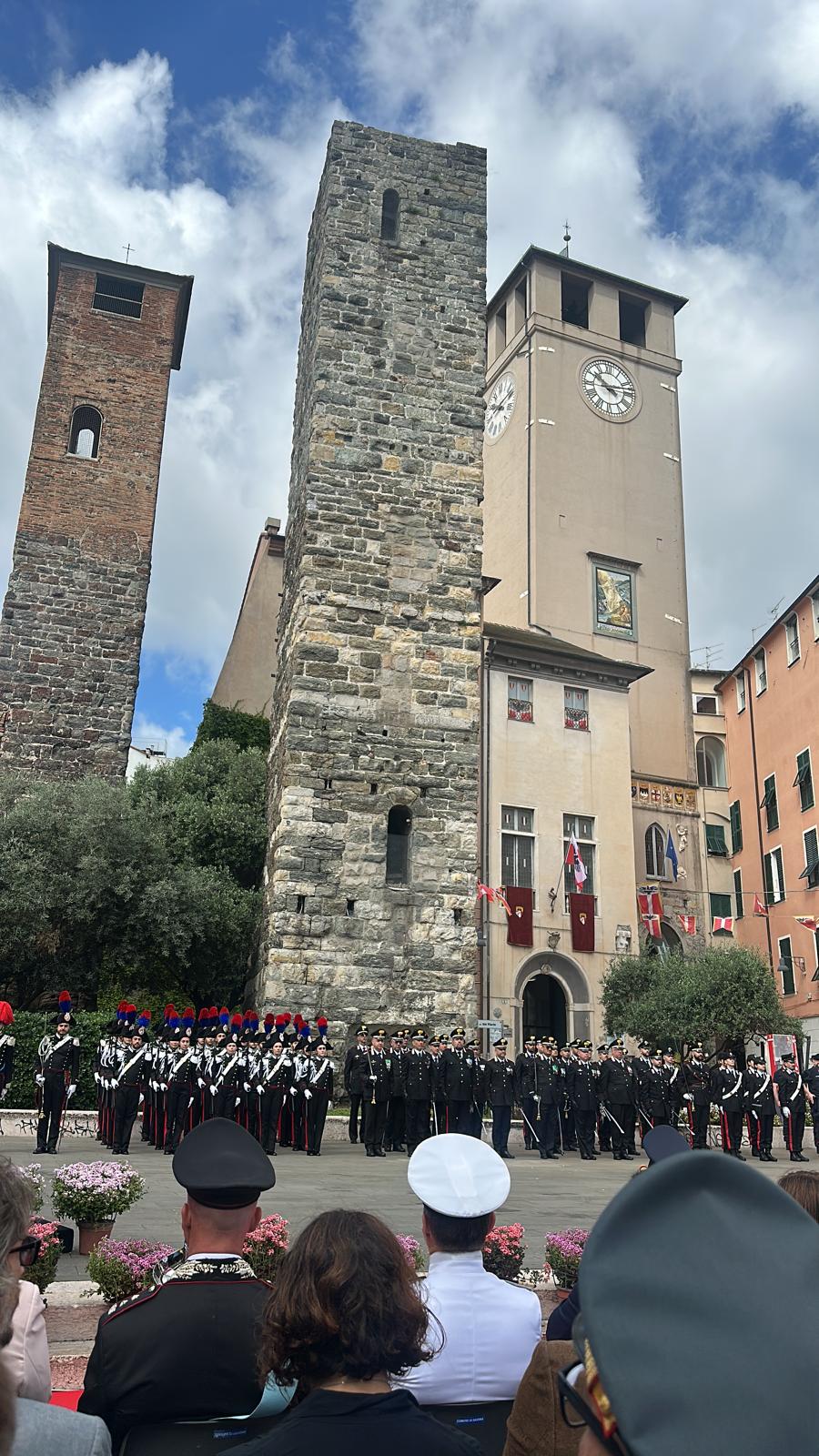 Cerimonia Carabinieri in piazza del Brandale a Savona