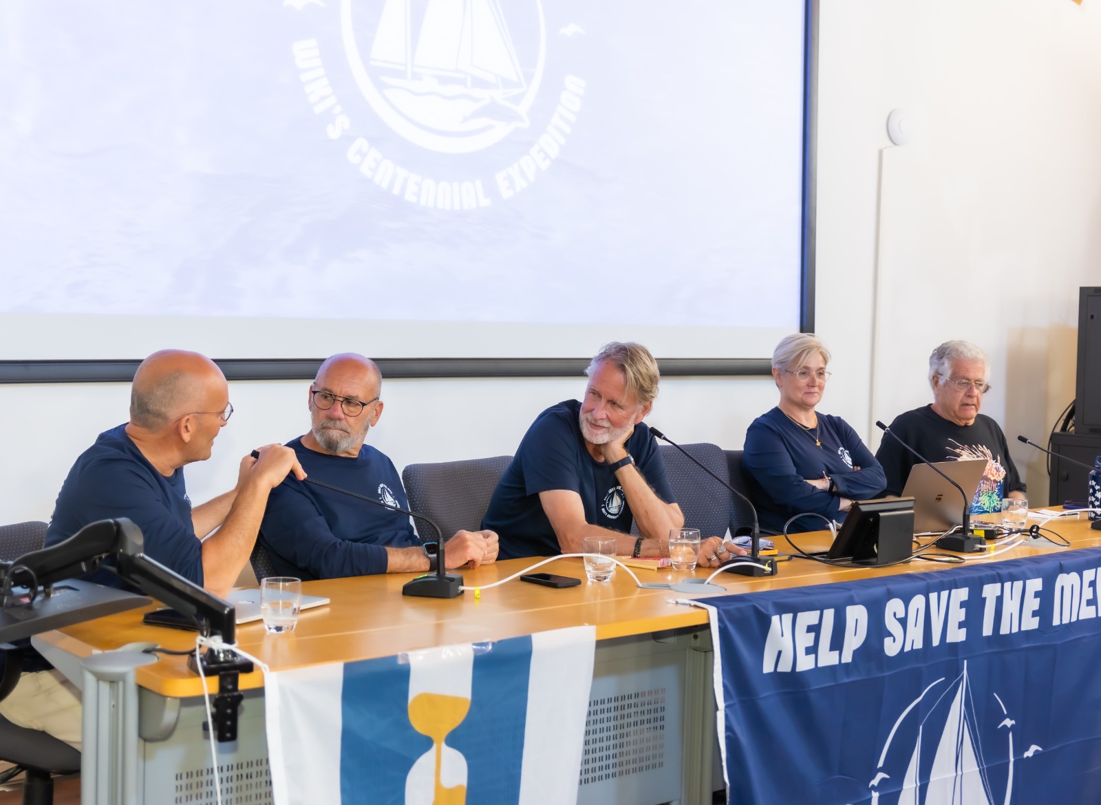 Prima tappa ad Alassio per Help Save the Med con l'imbarcazione Wiki