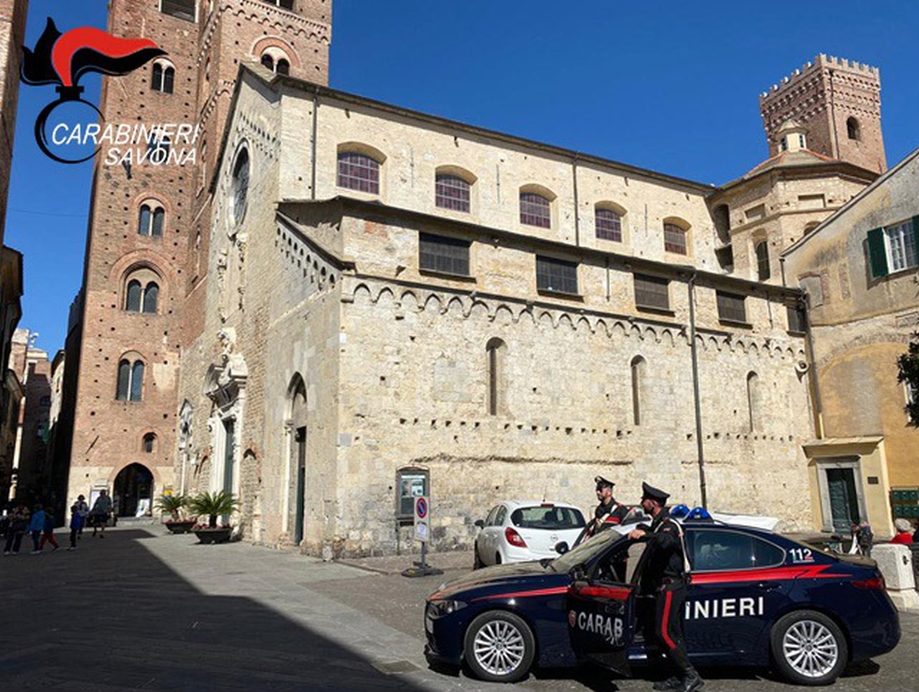 Carabinieri ad Albenga