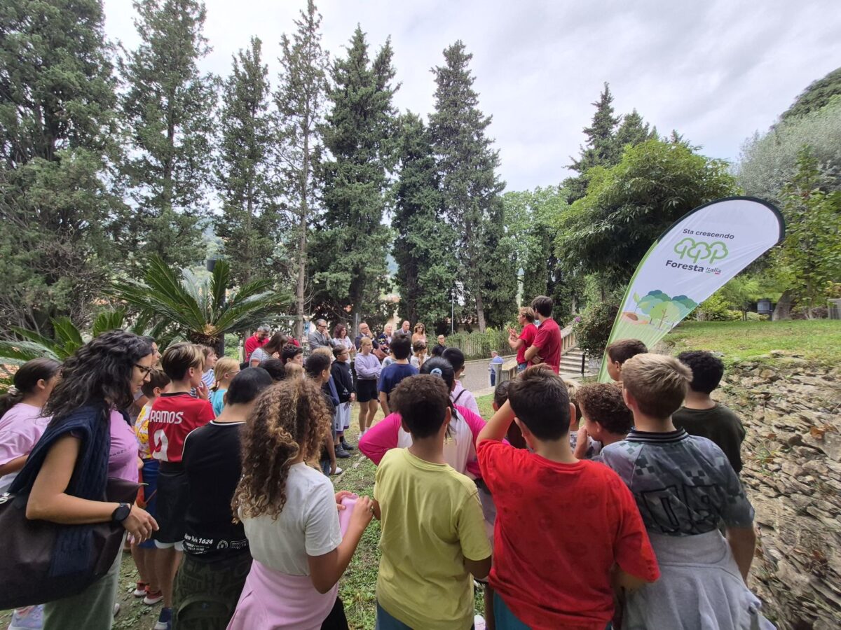 Inaugurata una nuova area verde nel parco di Villa Fiske ad Alassio