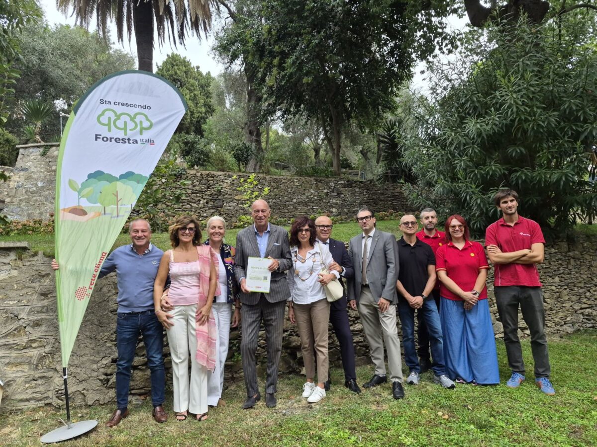 Inaugurata una nuova area verde nel parco di Villa Fiske ad Alassio
